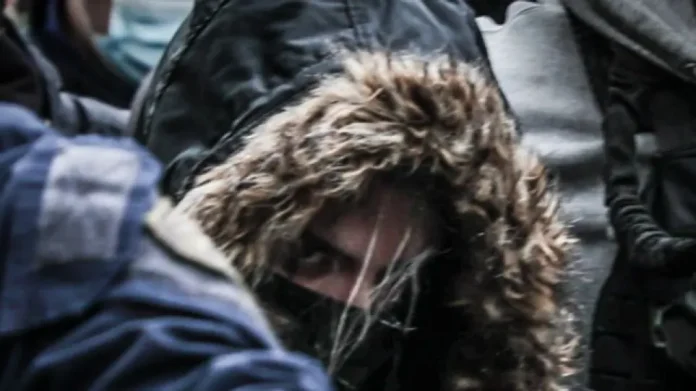 Ρούλα Πισπιρίγκου: Δεν έβαλα να χτυπήσουν τον Μάνο, δεν πάω σε καφετζούδες