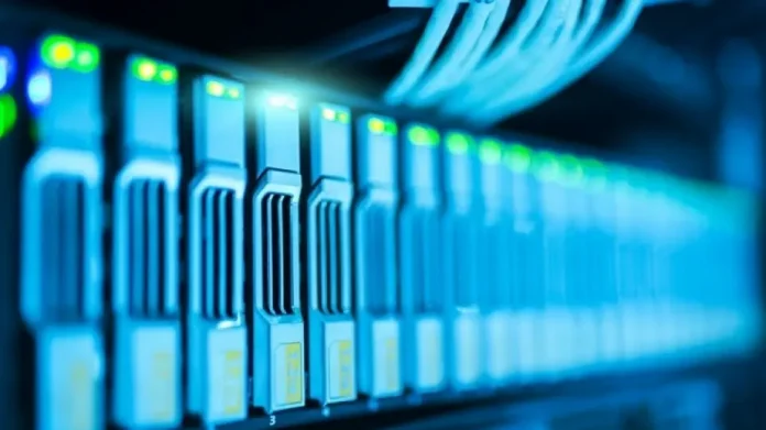 Γαλλία: Χωρίς ίντερνετ πόλεις στα ανατολικά, κομμένα βρέθηκαν τα καλώδια