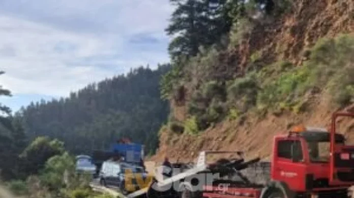 Τραγωδία στην Ευρυτανία: Αυτοκίνητο με τρεις επιβάτες έπεσε σε γκρεμό – Ένας νεκρός