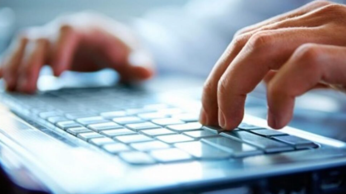 Επιδότηση 200 ευρώ για αγορά τεχνολογικού εξοπλισμού – Ποιους αφορά