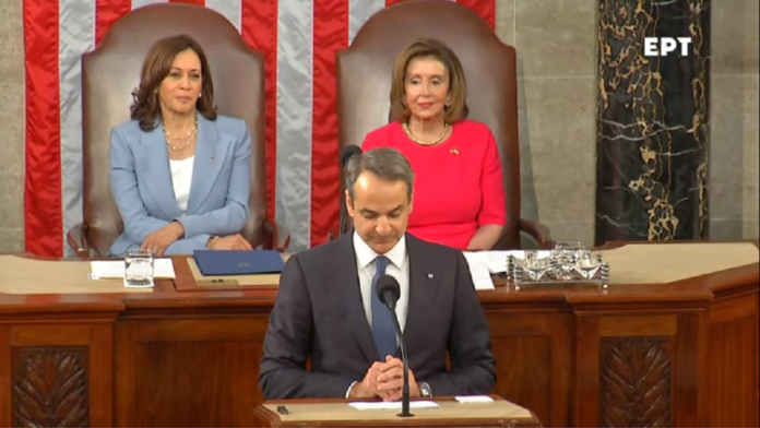 “Σκάνδαλο η δήλωση Μητσοτάκη για την Κύπρο, είπε ψέματα για τον εναέριο χώρο”, γράφουν οι τουρκικές εφημερίδες