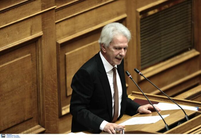 ΕΛΛΗΝΙΚΗ ΛΥΣΗ: Η Κυβέρνηση κρύβεται πίσω από τα ελεγχόμενα ΜΜΕ, για να μη φανεί η ανεπάρκεια της χώρας σε ΜΕΘ και σε υποδομές