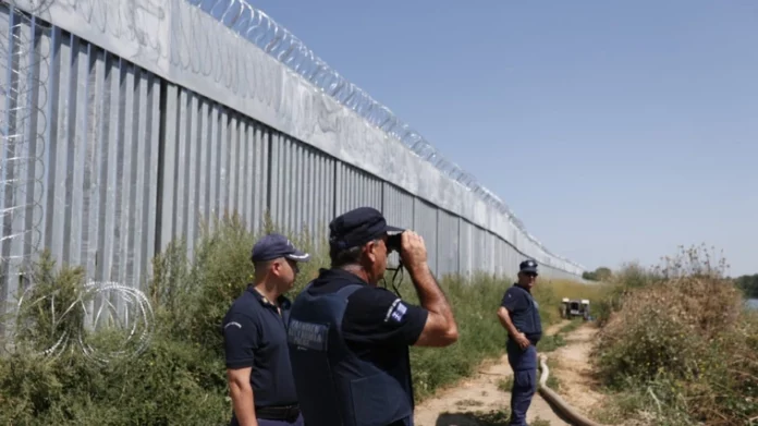 Επεισοδιακή καταδίωξη και σύλληψη διακινητή μεταναστών στη Ροδόπη