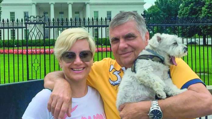 Γιώργος Τράγκας: Για τέσσερα κακουργήματα κατηγορείται η τελευταία σύζυγός του, Μαρία Καρρά