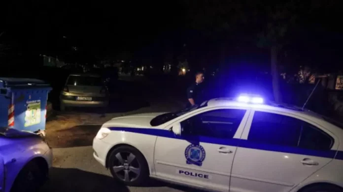 Θεσσαλονίκη: Έκρυβαν τους μετανάστες στο πορτ μπαγκάζ – Χειροπέδες σε δύο διακινητές