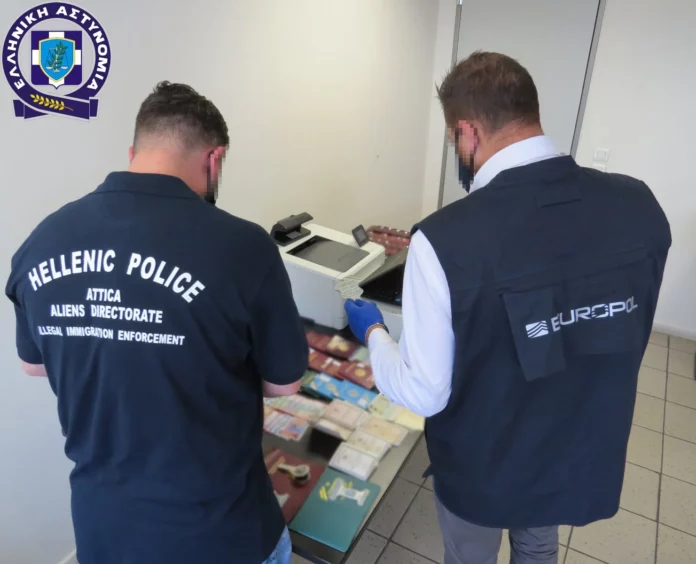 Επιχείρηση “Καταρράκτης”: 8 συλλήψεις για διακίνηση μεταναστών – Έτσι δρούσε το διεθνές κύκλωμα – (VIDEO-ΦΩΤΟ)