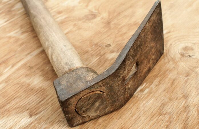 Με twitt καμαρώνει ο Θεοδωρικάκος για τις «επιτυχίες» της ΕΛ.ΑΣ