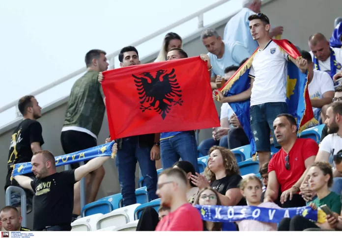 Αποδοκίμασαν τον εθνικό μας ύμνο και τους Έλληνες ποδοσφαιριστές οι Αλβανοί του Κοσσόβου-(VIDEO)