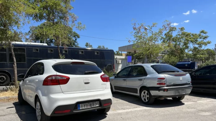 Εξαρθρώθηκε κύκλωμα παράνομης διακίνησης μεταναστών και εμπορίας λαθραίων καπνικών προϊόντων – Συνελήφθησαν 7 άτομα-(ΦΩΤΟ)