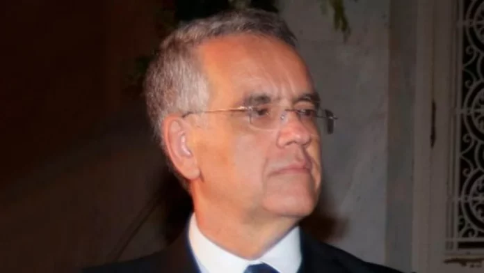 Ισίδωρος Ντογιάκος: Αποκατάσταση