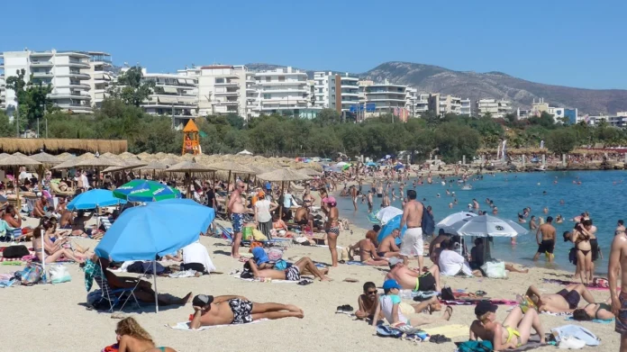 Καιρός: «Καμίνι» σήμερα η χώρα με θερμοκρασίες έως και 42 βαθμούς Κελσίου – Δείτε σε ποιες περιοχές