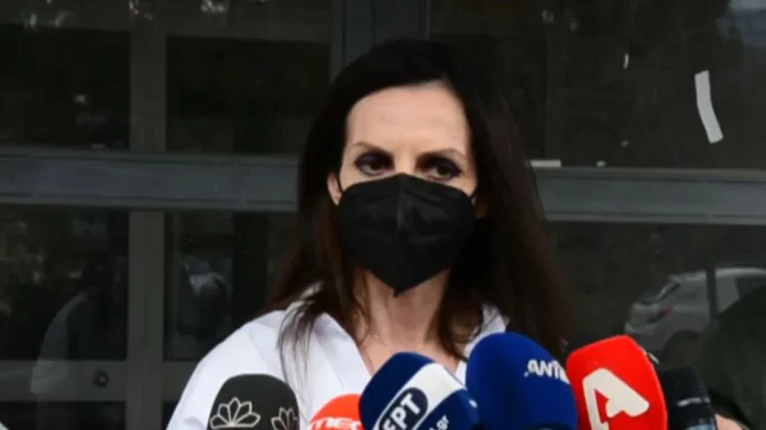 Πάτρα: Η πρώτη αντίδραση της Αγγελικής Τσιόλα για τον θάνατο της Ίριδας, το πόρισμα και τον πειθαρχικό έλεγχο