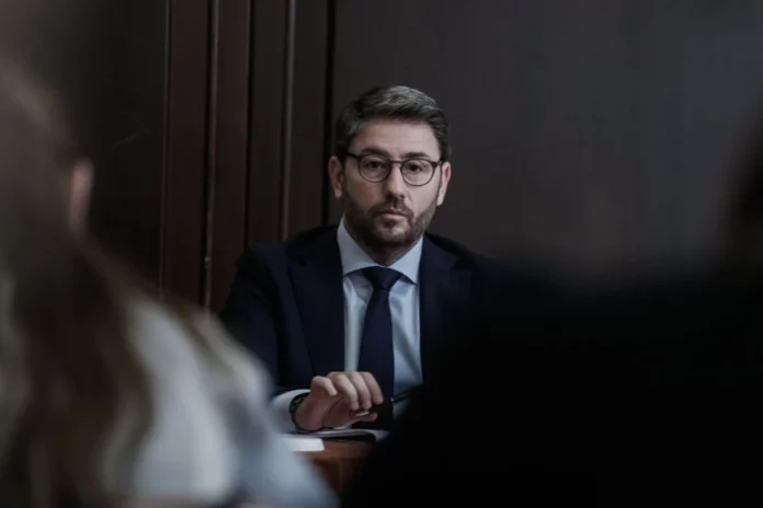 «Νέα»: Τον Δεκέμβριο του 2023 θα «σβηστεί» το αρχείο «επισύνδεσης» του Ανδρουλάκη!