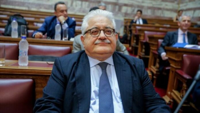 Τζαβάρας: Να καταργηθεί η διάταξη που απαγορεύει να ενημερώνονται όσοι παρακολουθούνταν