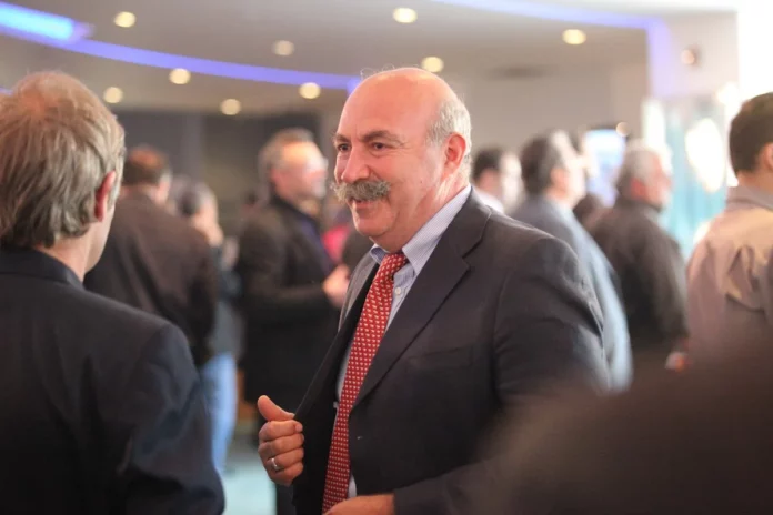 Χρήστος Μαυρίκης για Κυριάκο Μητσοτάκη: «Το παιδί δεν στροφάριζε»!