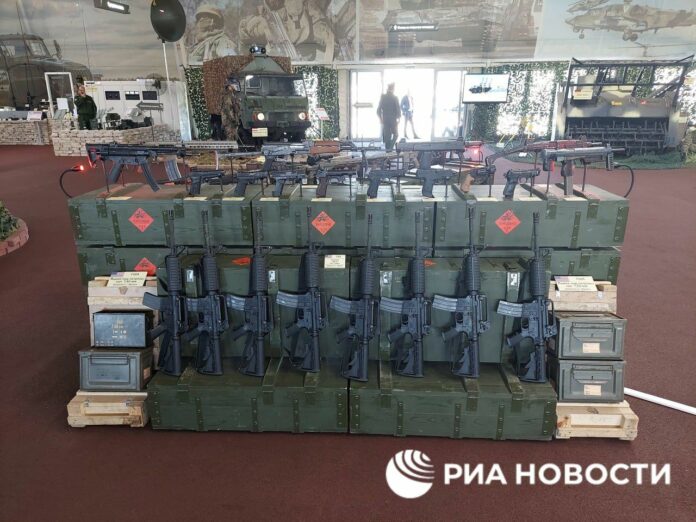 Οι Ρώσοι έβγαλαν σε έκθεση στην Μόσχα τα λάφυρα με τα δυτικά όπλα που κυρίευσαν στην Ουκρανία!-(VIDEO-ΦΩΤΟ)