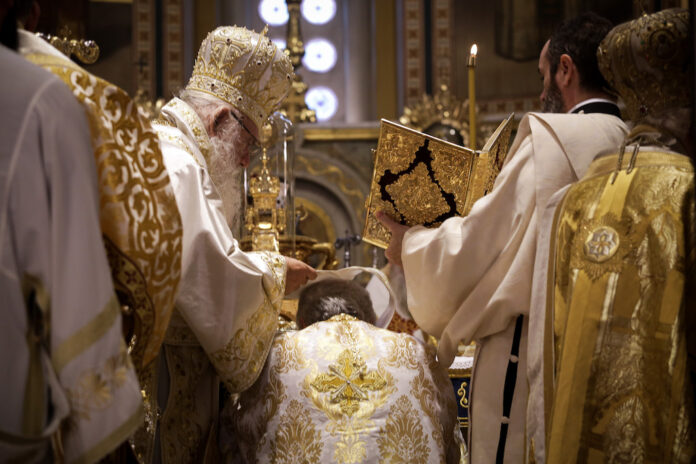 Άνοιξε η «κάνουλα» με τις Μητροπόλεις