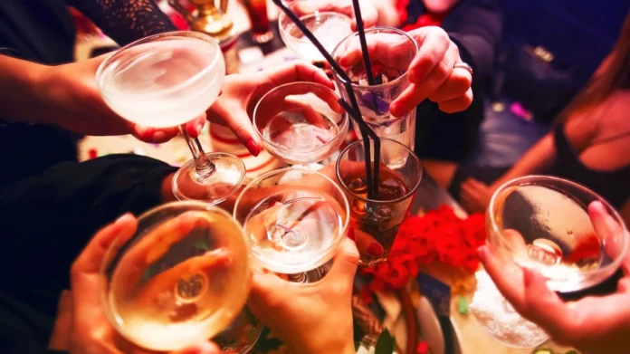 ΑΑΔΕ: Ανακλήθηκε ιταλικό αλκοολούχο ποτό από το Γενικό Χημείο του Κράτους