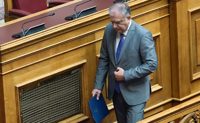 Η Τουρκία επαναλαμβάνει τους ισχυρισμούς για το Λαύριο και επιτίθεται στον Τάκη Θεοδωρικάκο