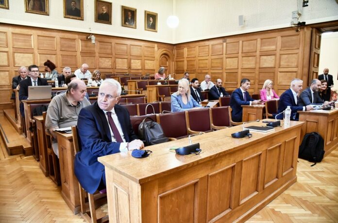 ΣΥΡΙΖΑ: Αποχώρησε από την εξεταστική για το σκάνδαλο υποκλοπών