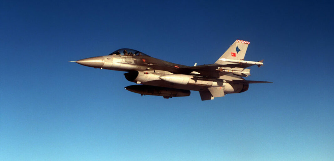 Turkish_Air_Force_General_Dynamics_F_16_Fighting_Falcon_Fighting_Falcons_Turkish_Armed_Forces_aircraft_military_aircraft-222670-2-1160x560