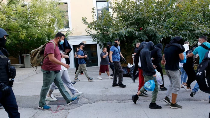 Πολυτεχνειούπολη: Ποινική δίωξη για σωρεία κακουργημάτων και πλημμελημάτων σε 23 από 32 συλληφθέντες