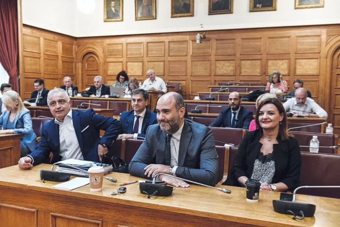 Εξεταστική: Τελειώνει η φαρσοκωμωδία