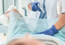 Να αφεθεί ελεύθερος ζητά με προσφυγή του στο Εφετείο ο γυναικολόγος από τη Ρόδο που καταδικάστηκε για τον βιασμό γυναικών-ασθενών του