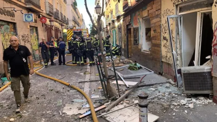 Ισπανία: Έκρηξη από διαρροή αερίου σε κτίριο της Μαδρίτης – Τρεις τραυματίες – (VIDEO-ΦΩΤΟ)