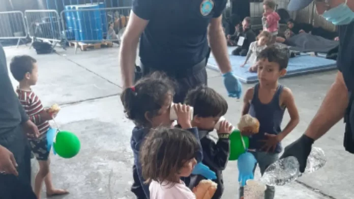 Μεταναστευτικό: 92 οι μετανάστες, μεταξύ τους 37 ανήλικοι, που περισυνελέγησαν σώοι ανοιχτά της Πύλου