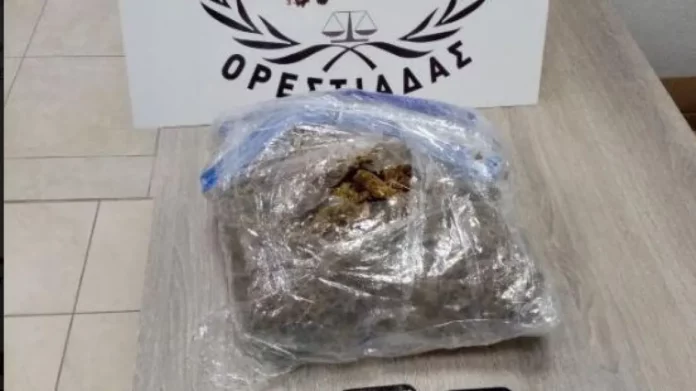 Ο Norman βρήκε ένα κιλό κάνναβης που πέταξαν διακινητές