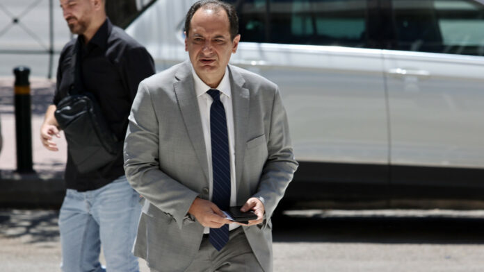 Σπίρτζης: Έδωσα νέα στοιχεία στον Εισαγγελέα για την παρακολούθησή μου με Predator