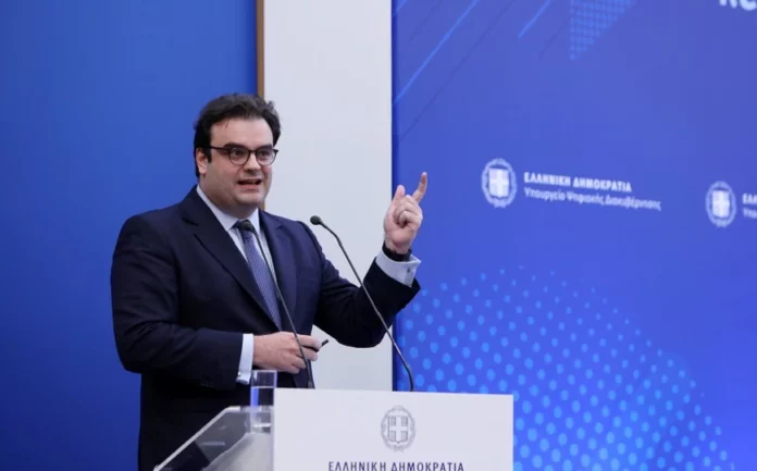 Πιερακάκης: Η Ελλάδα αλλάζει με έργα, όχι με λάσπη