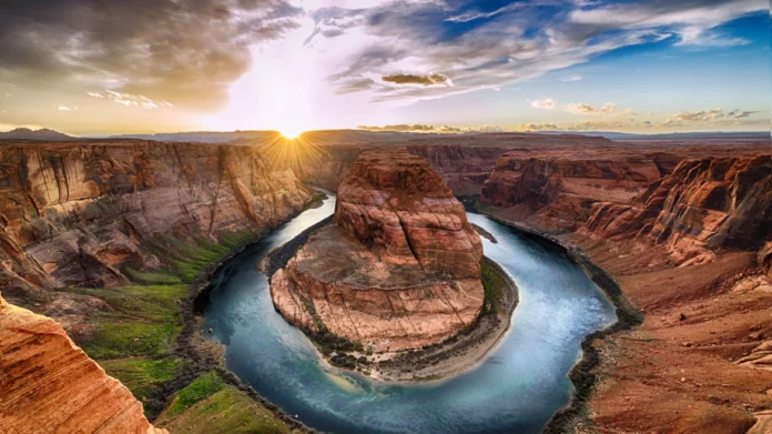 Grand Canyon: Τουρίστες παγιδεύτηκαν στα σπήλαια όταν έσπασε ο ανελκυστήρας