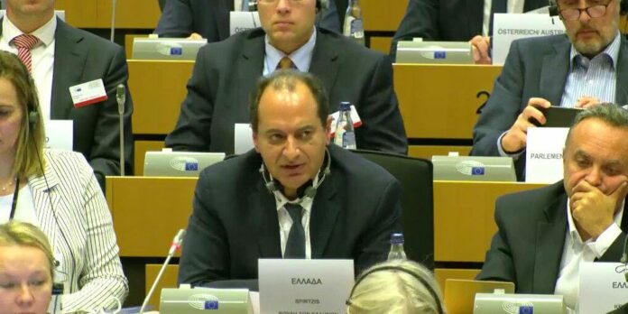 Χρ. Σπίρτζης στις Βρυξέλες: Ζητάμε την εμπλοκή της Europol για τη διερεύνηση του σκανδάλου των παρακολουθήσεων στη χώρα μας