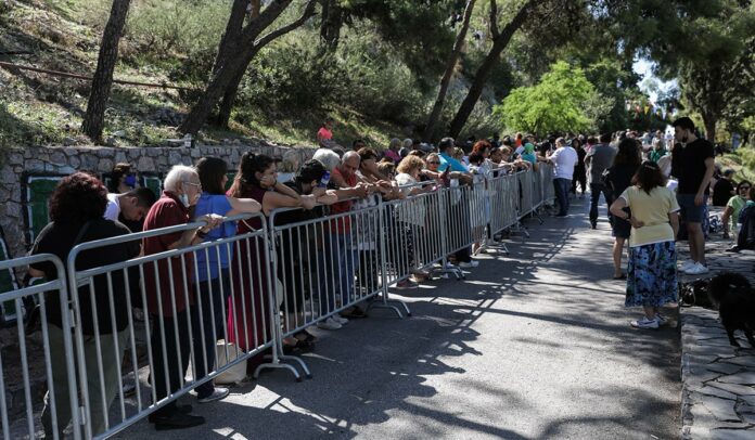 Προς σύγκρουση κυβέρνησης και Αρχιεπισκόπου