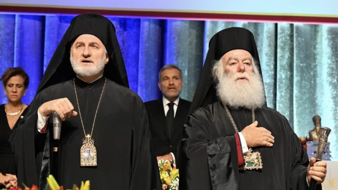Συνάντηση Πατριάρχη Αλεξανδρείας Θεόδωρου και Αρχιεπισκόπου Αμερικής Ελπιδoφόρου με τον Μπάιντεν στον Λευκό Οίκο