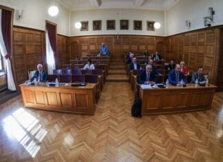 H Κωνσταντοπούλου ισοπεδώνει στέλεχος της ΝΔ: «Εμένα δεν θα με ξαναπείς κυρία σου κατάλαβες;»