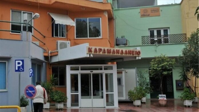 Πάτρα: Πανικός στο Καραμανδάνειο – Ασθενής δάγκωσε γιατρό γιατί δεν την άφησαν… να καπνίσει