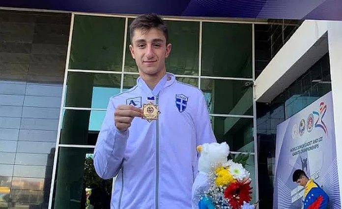 Παγκόσμιος πρωταθλητής στο καράτε εφήβων ο Ηλίας Ψωμάς-(VIDEO)