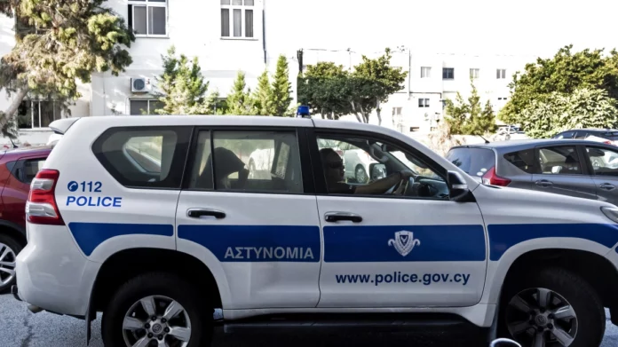 Λεμεσός: Λήστεψε την… λογίστρια σύζυγό του και της άρπαξε τσάντα με 70.000 ευρώ