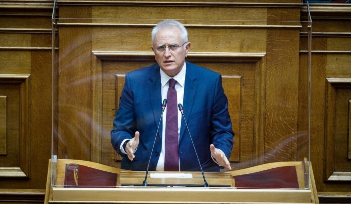 Ραγκούσης: Το «καρφί» σε Μητσοτάκη για τον νέο νόμο κατά των υποκλοπών