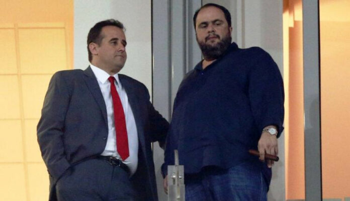 Εξοντωτικές ποινές στους παράγοντες του Ολυμπιακού για τις αντικυβερνητικές δηλώσεις Βρέντζου: Τους απέβαλαν από τα γήπεδα