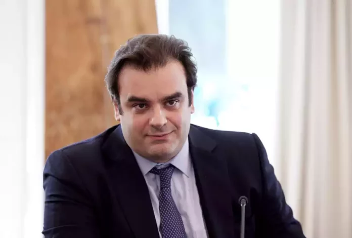 Νέα δημοσιεύματα για τις παρακολουθήσεις: Στο κάδρο ο Κυριάκος Πιερρακάκης – Τι απαντά ο ίδιος