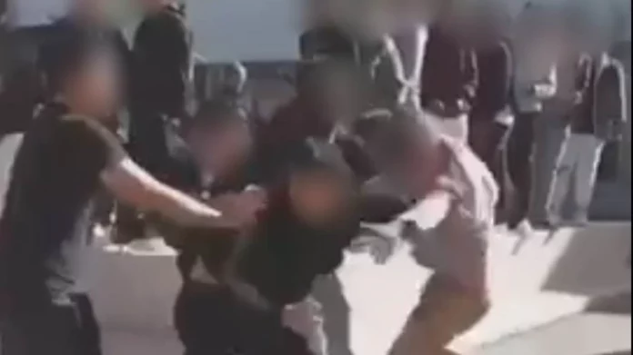 Ρέθυμνο: Άγριο ξύλο μεταξύ μαθητών σε ΕΠΑΛ – Τραυματίστηκε κι ένας καθηγητής