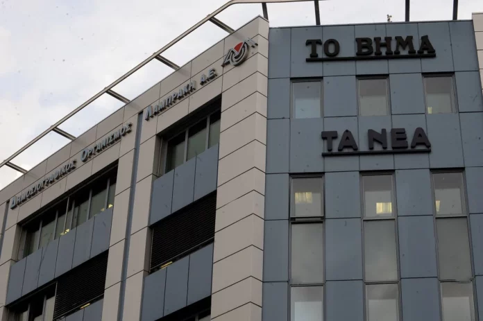 Ο «παλιός ΔΟΛ» αγκυροβολεί στη λιμνοθάλασσα της Δεξιάς