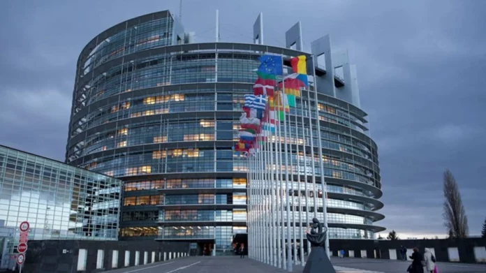 Ουκρανία: Κράτος προαγωγός της τρομοκρατίας η Ρωσία, λέει το Ευρωπαϊκό Κοινοβούλιο