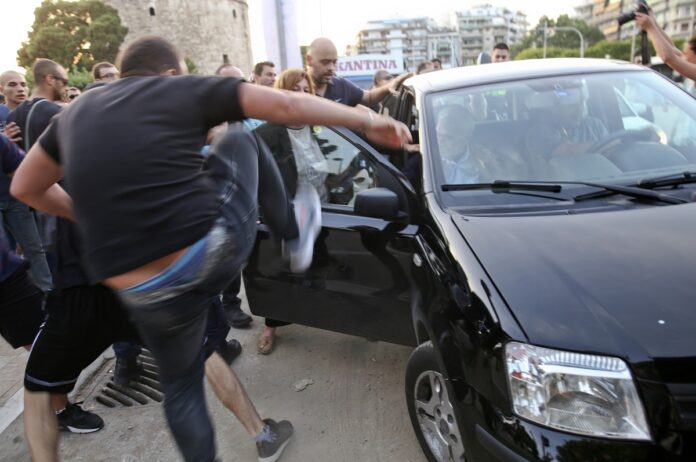 Καταδικάστηκε εκ νέου 40χρονος για την επίθεση στον Γ. Μπουτάρη στον Λευκό Πύργο – “Είχα πάρει ναρκωτικά”