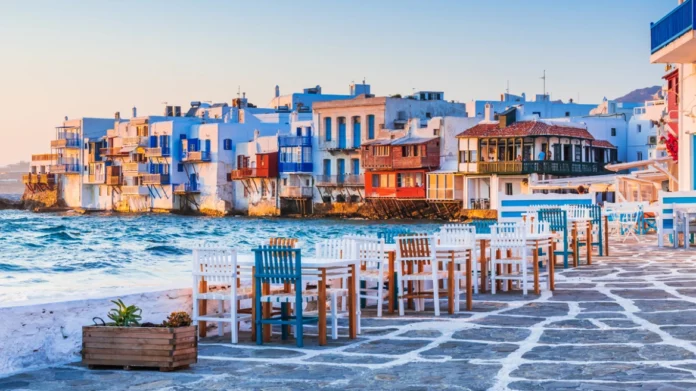Ληστεία στη Μύκονο: Μεγαλοεργολάβος με δύο πολυτελείς βίλες ο Αλβανός που λήστεψαν ομοεθνείς του