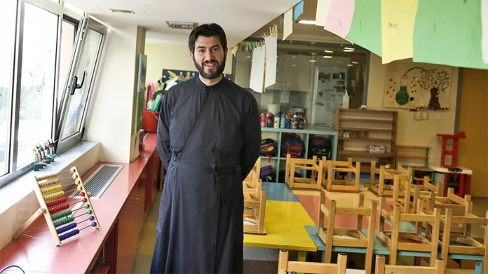 «Κιβωτός του Κόσμου»: «Θα πέσετε από τα σύννεφα με ό,τι βγει στο φως»… λέει ο πατέρας Αντώνιος